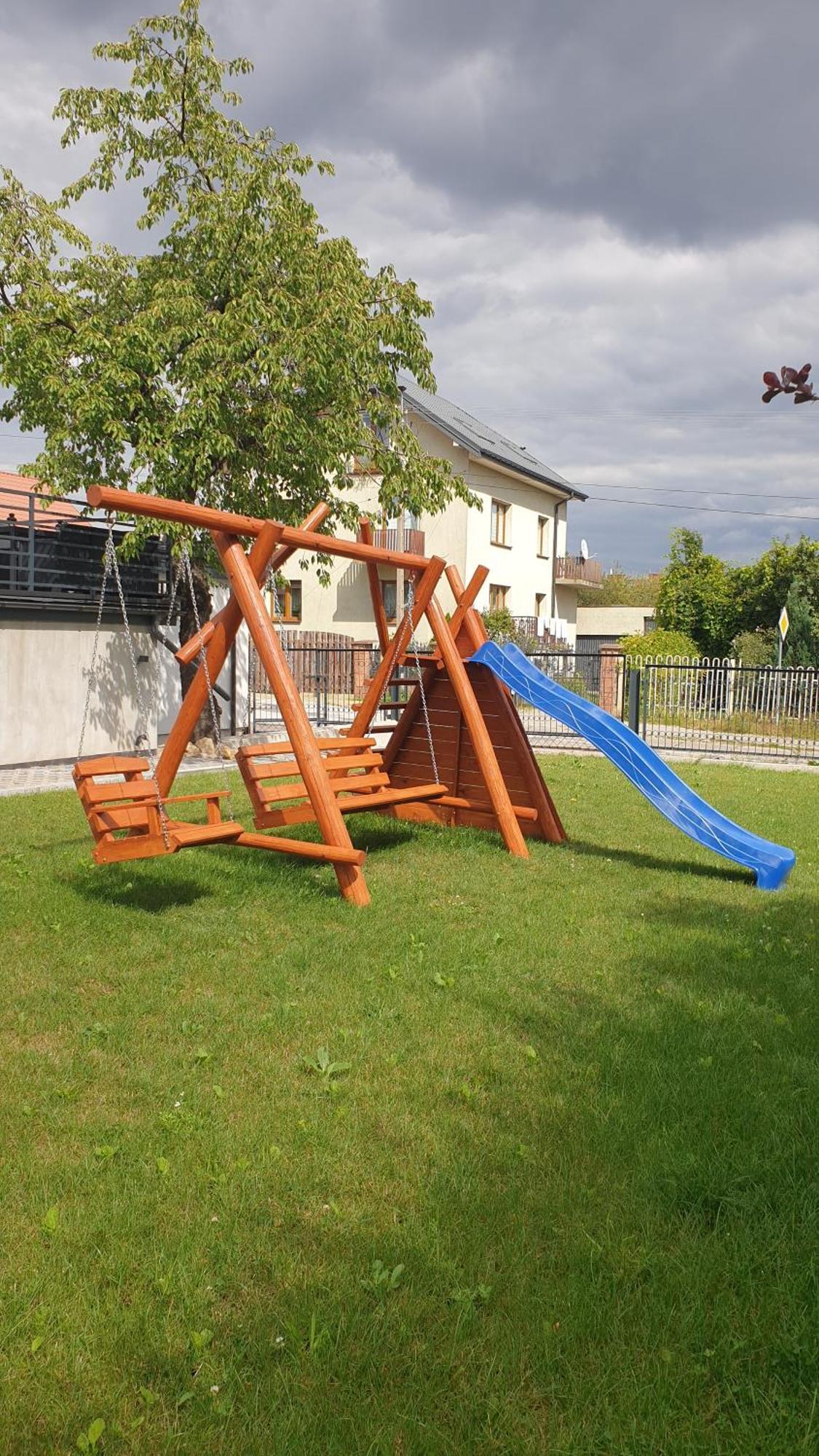 Apartament W Centrum Kielc Z Prywatnym Parkingiem Келце Екстериор снимка